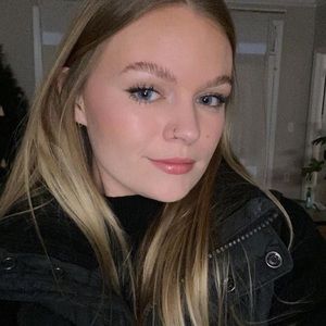 Meet your Posher, Ally